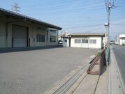 吉川市小松川所在の貸し倉庫・事務所は成約いたしました。
