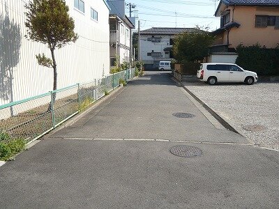倉庫Ａ　進入路