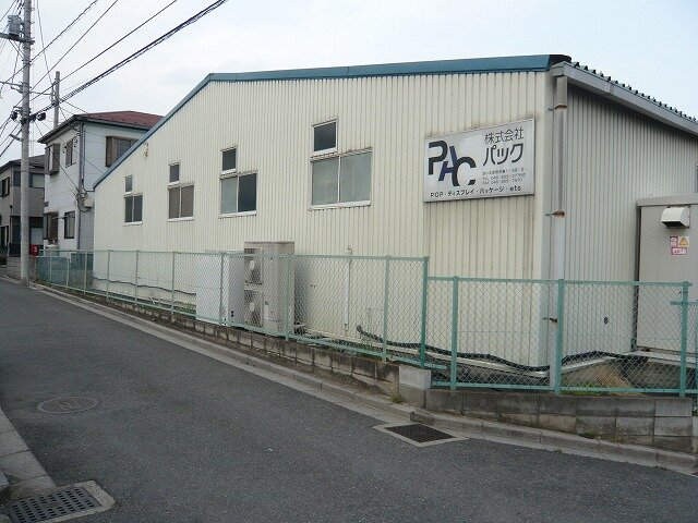 西側道路
